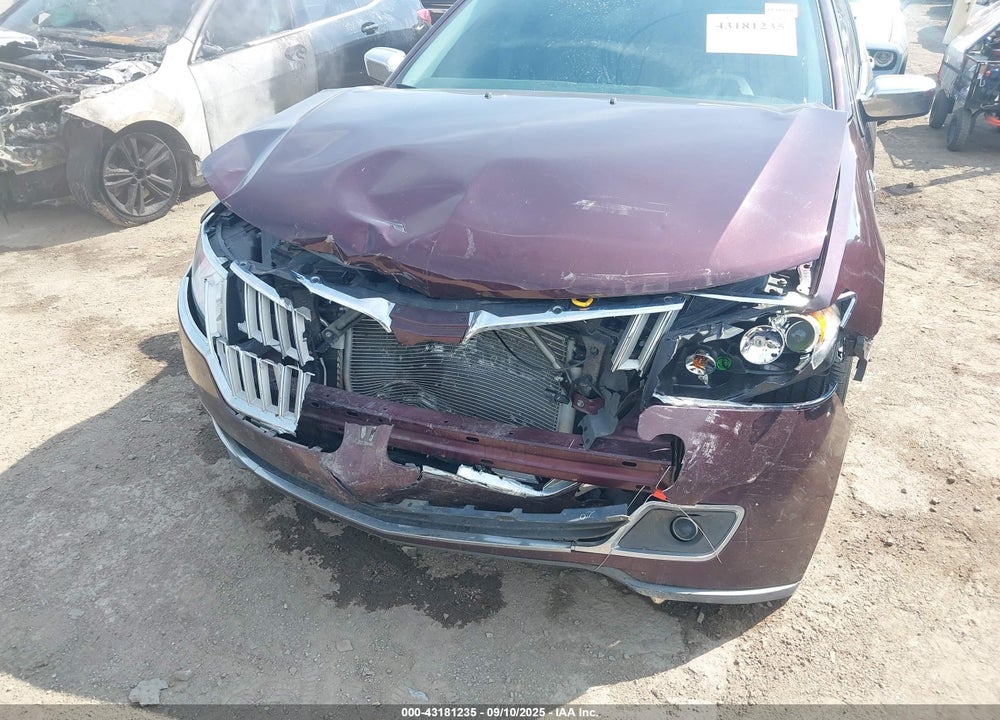 2011 LINCOLN MKZ VIN: 3LNHL2GC2BR768809