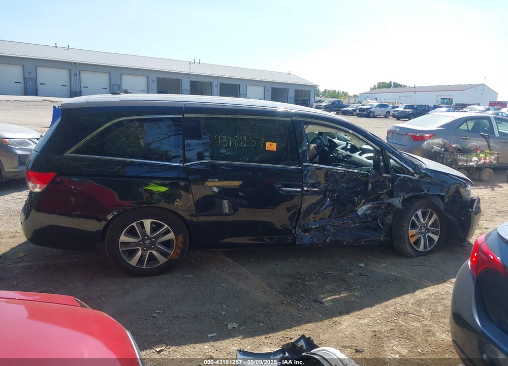 2017 HONDA ODYSSEY VIN: 5FNRL5H92HB000190