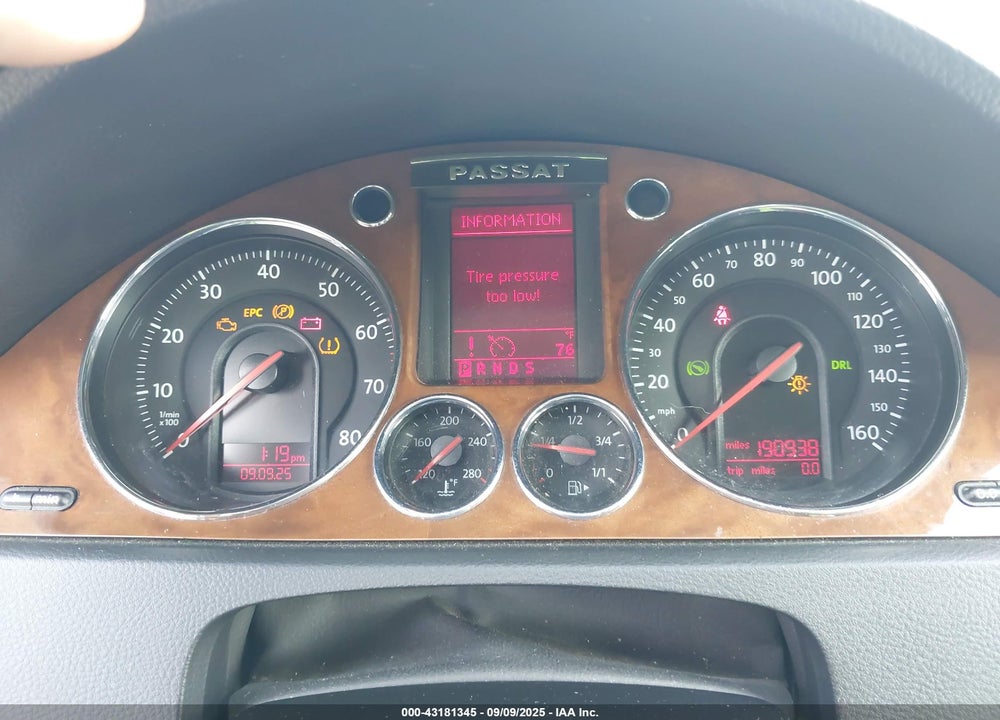 2008 VOLKSWAGEN PASSAT LUX VIN: WVWTK93C18E106733