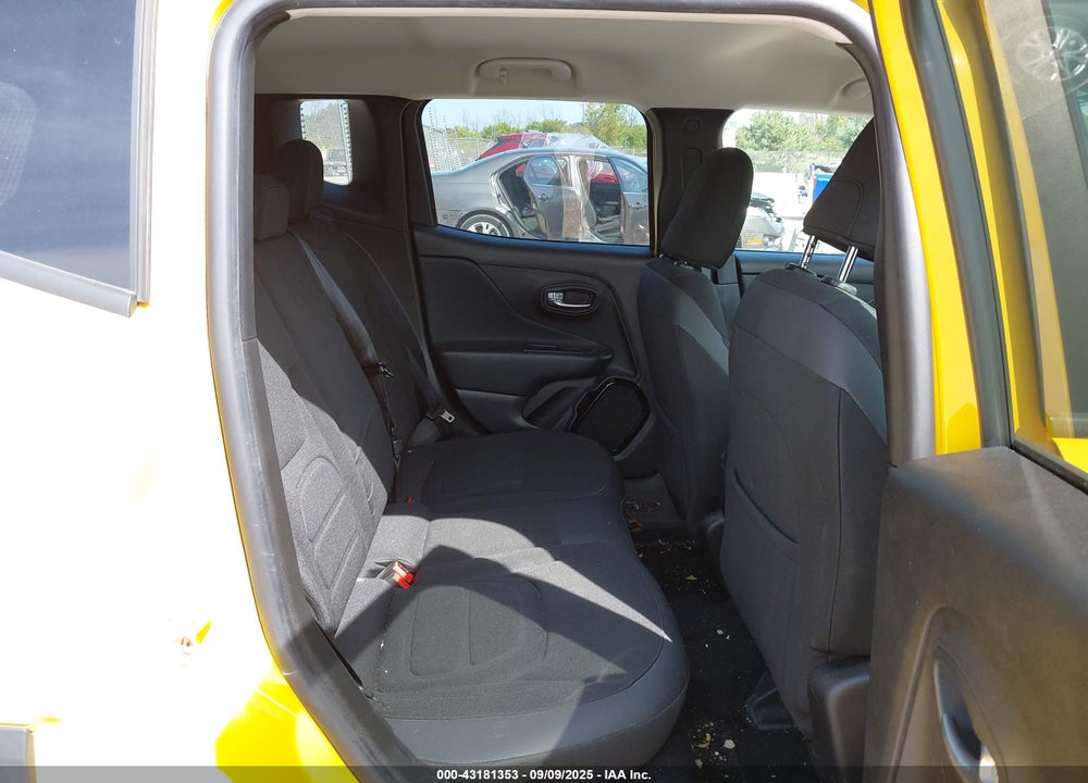 2017 JEEP RENEGADE VIN: ZACCJBBB4HPE84927
