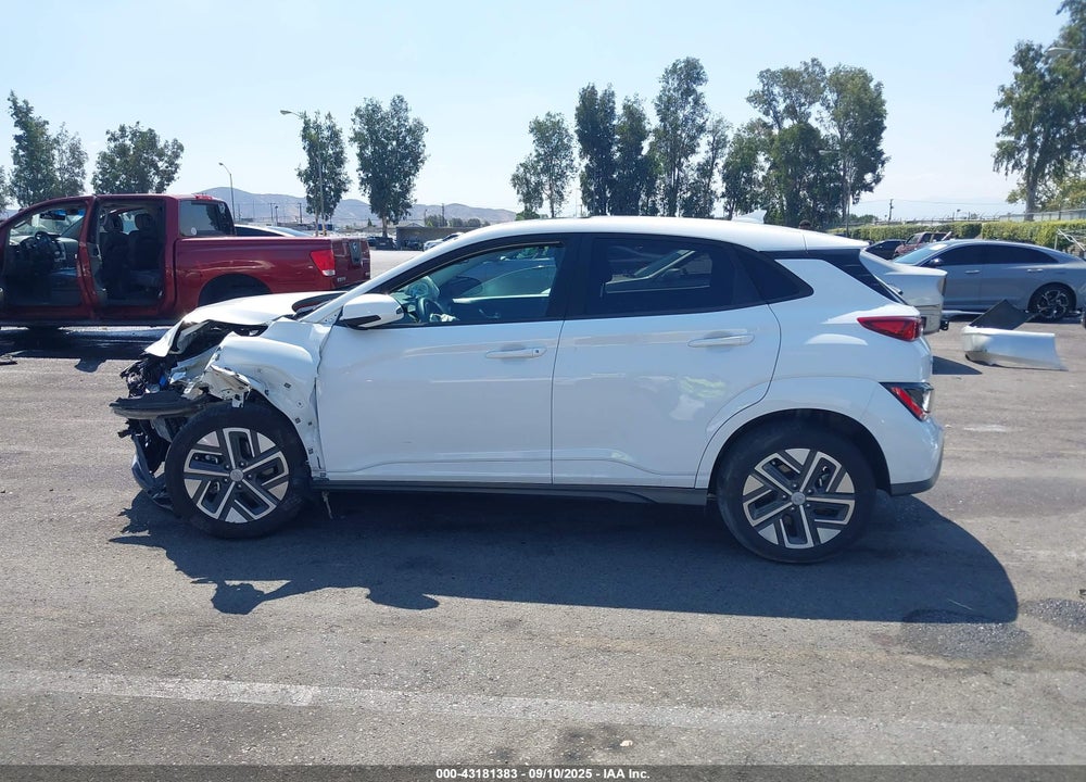 2023 HYUNDAI KONA VIN: KM8K33AGXPU173553
