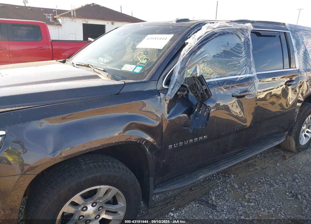 2016 CHEVROLET SUBURBAN LT VIN: 1GNSKHKC6GR159918