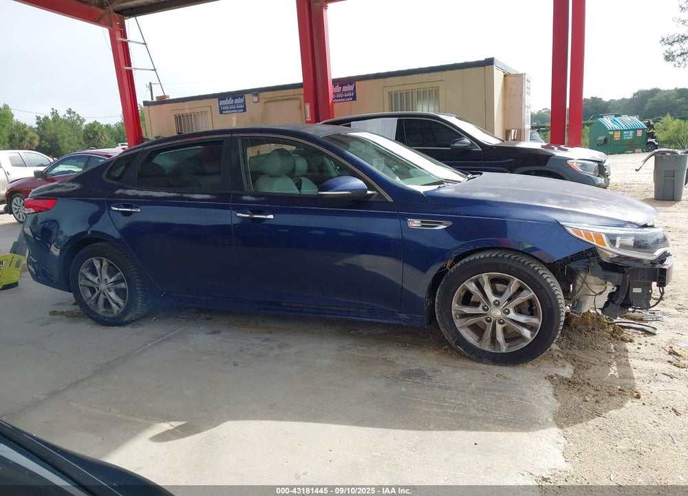 2016 KIA OPTIMA VIN: 5XXGU4L37GG009741