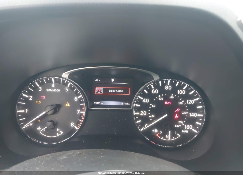 2016 NISSAN PATHFINDER VIN: 5N1AR2MN2GC663716