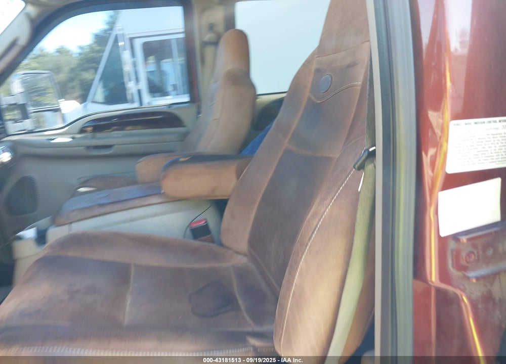 2005 FORD F-350 LARIAT/XL/XLT VIN: 1FTWW33P65EA42167