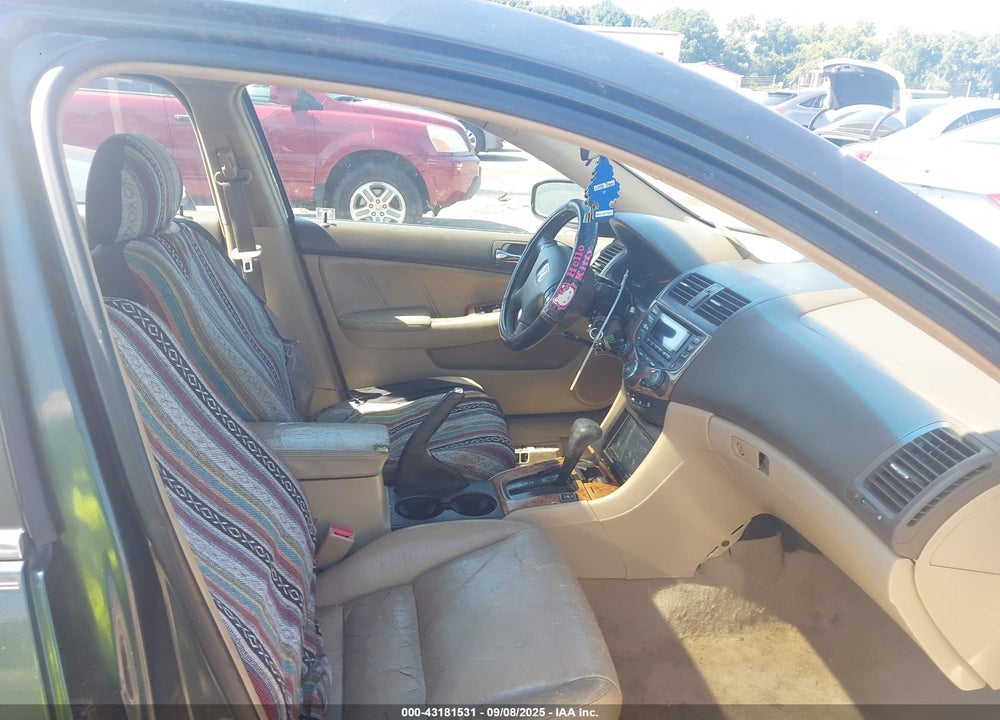 2005 HONDA ACCORD 3.0 EX VIN: 1HGCM66505A030190