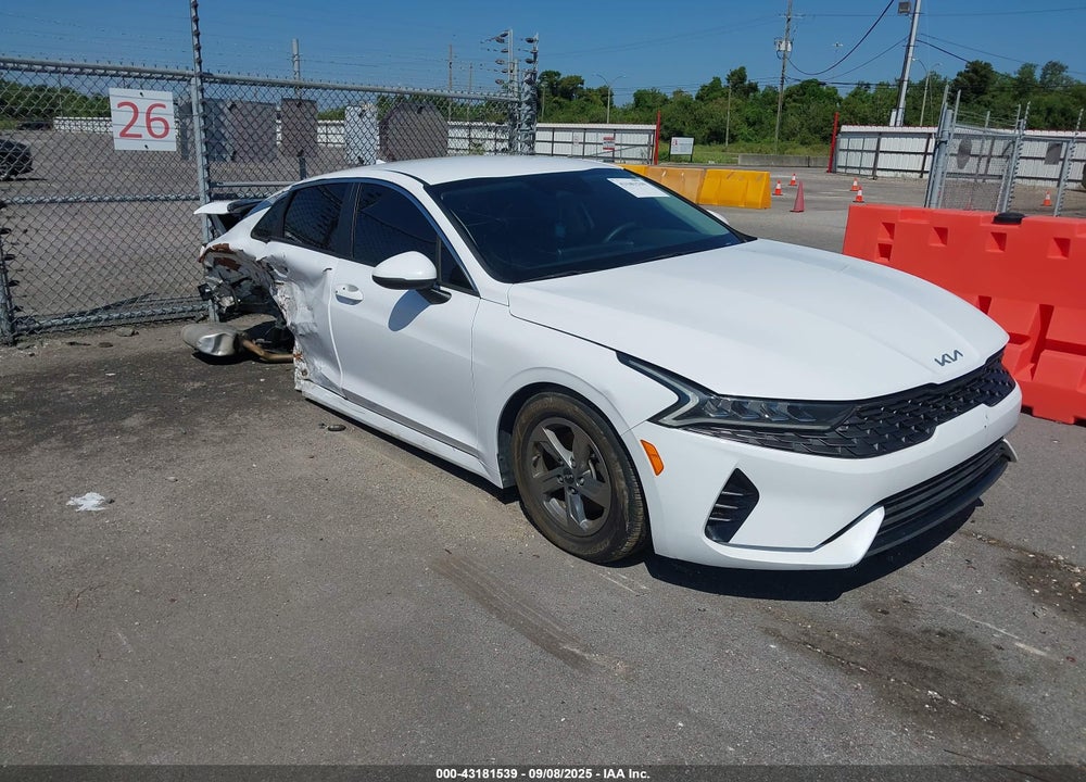 2022 KIA K5 LXS VIN: 5XXG14J27NG118362