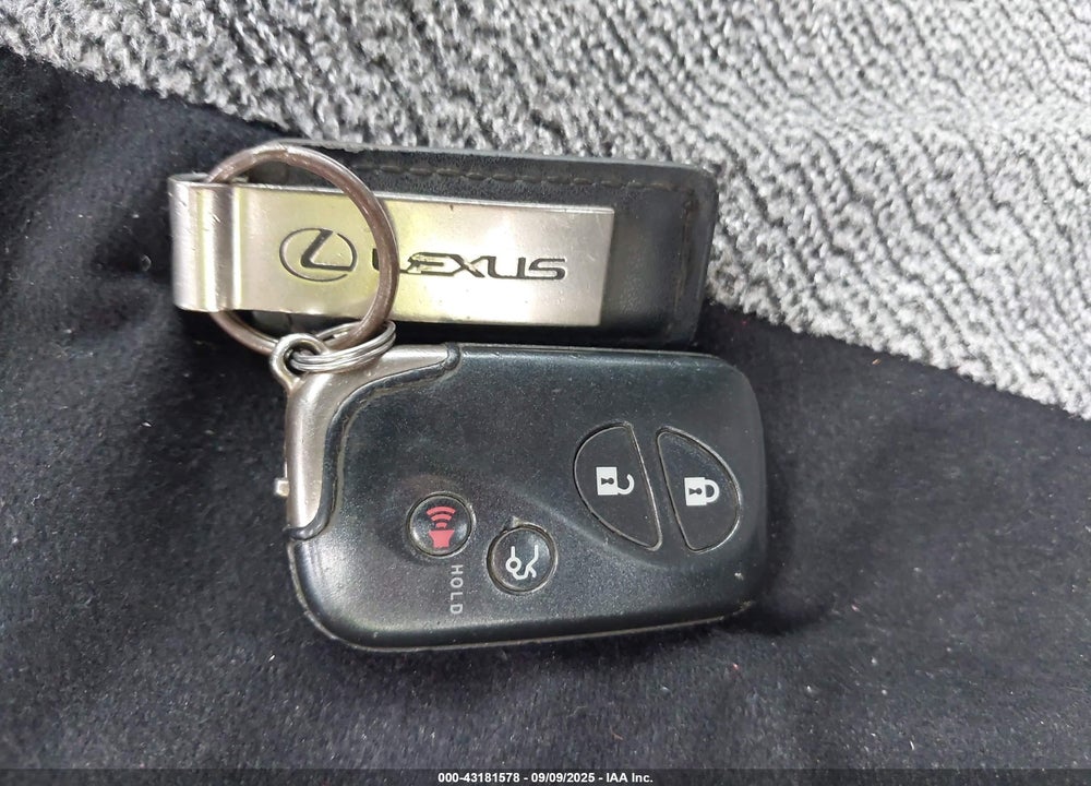 2006 LEXUS IS 350 VIN: JTHBE262565003856