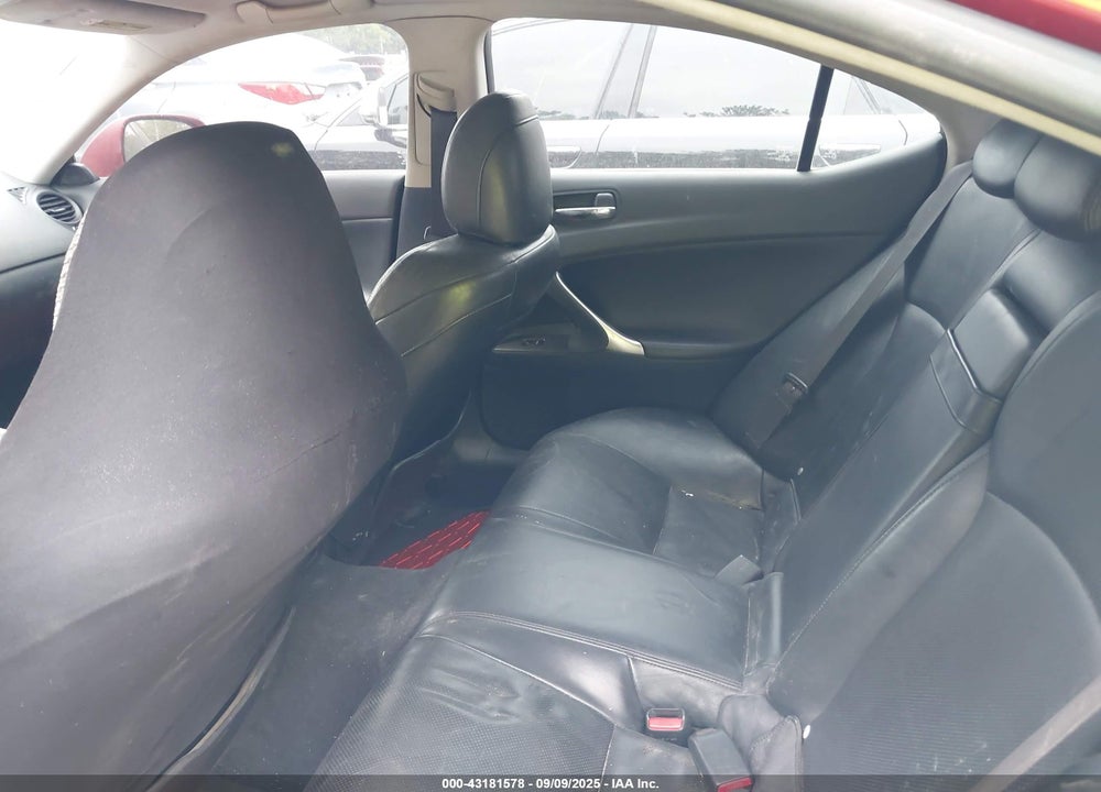 2006 LEXUS IS 350 VIN: JTHBE262565003856