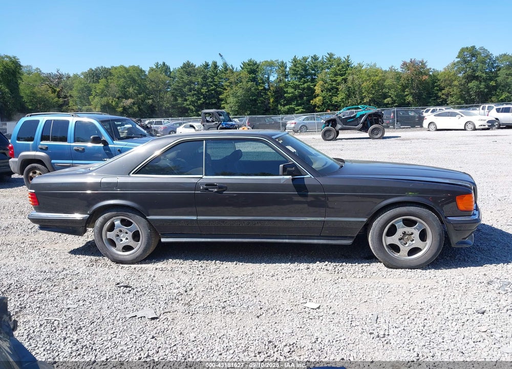 1985 MERCEDES-BENZ 560SEC VIN: WDB1260441A174795