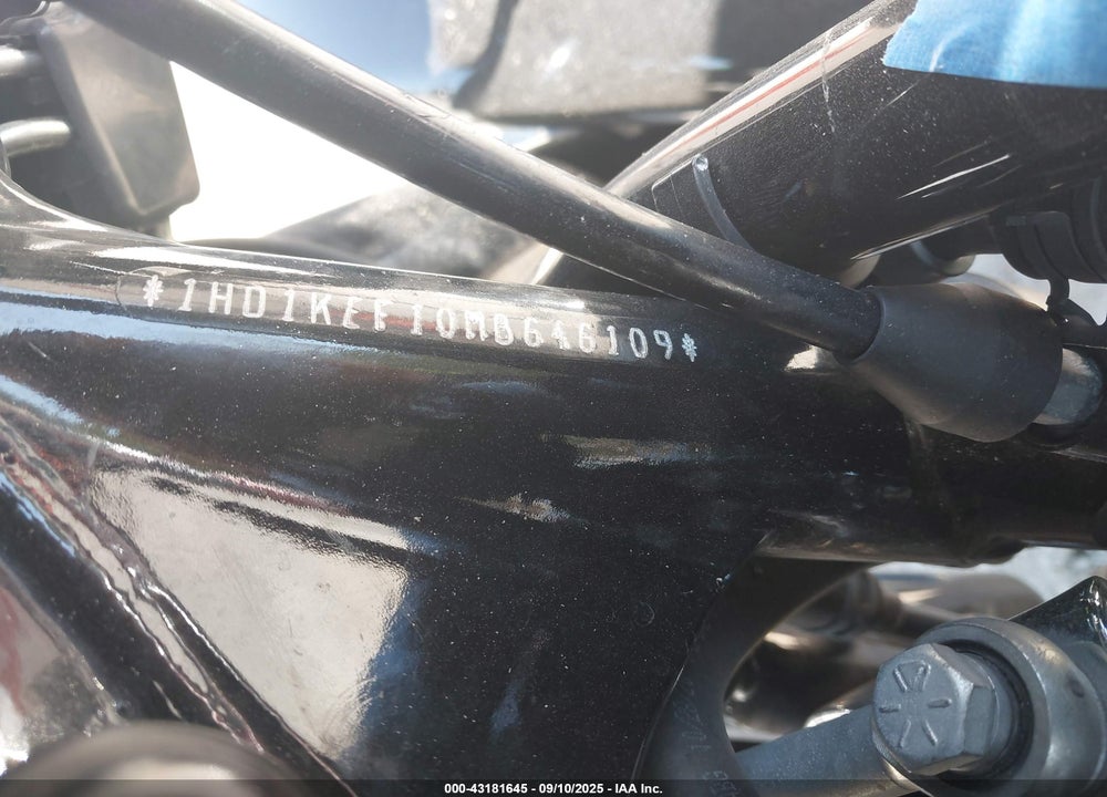 2021 HARLEY-DAVIDSON FLHTK VIN: 1HD1KEF10MB646109