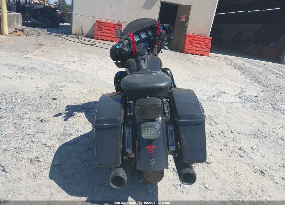 2021 HARLEY-DAVIDSON FLHTK VIN: 1HD1KEF10MB646109