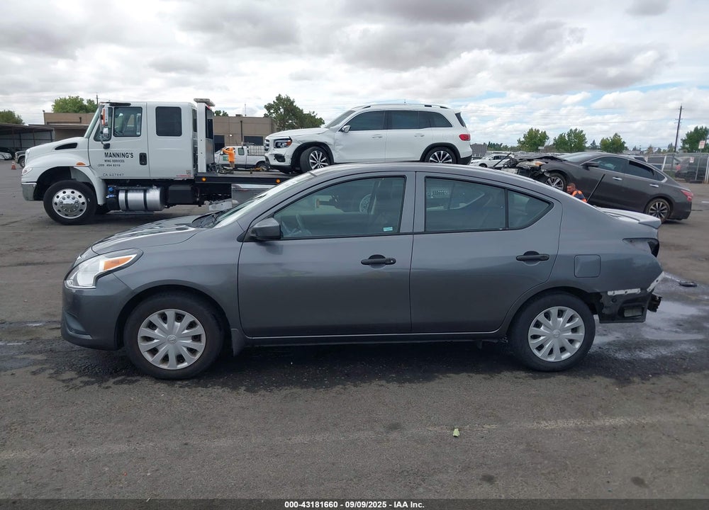 2017 NISSAN VERSA 1.6 S+ VIN: 3N1CN7AP8HL867411