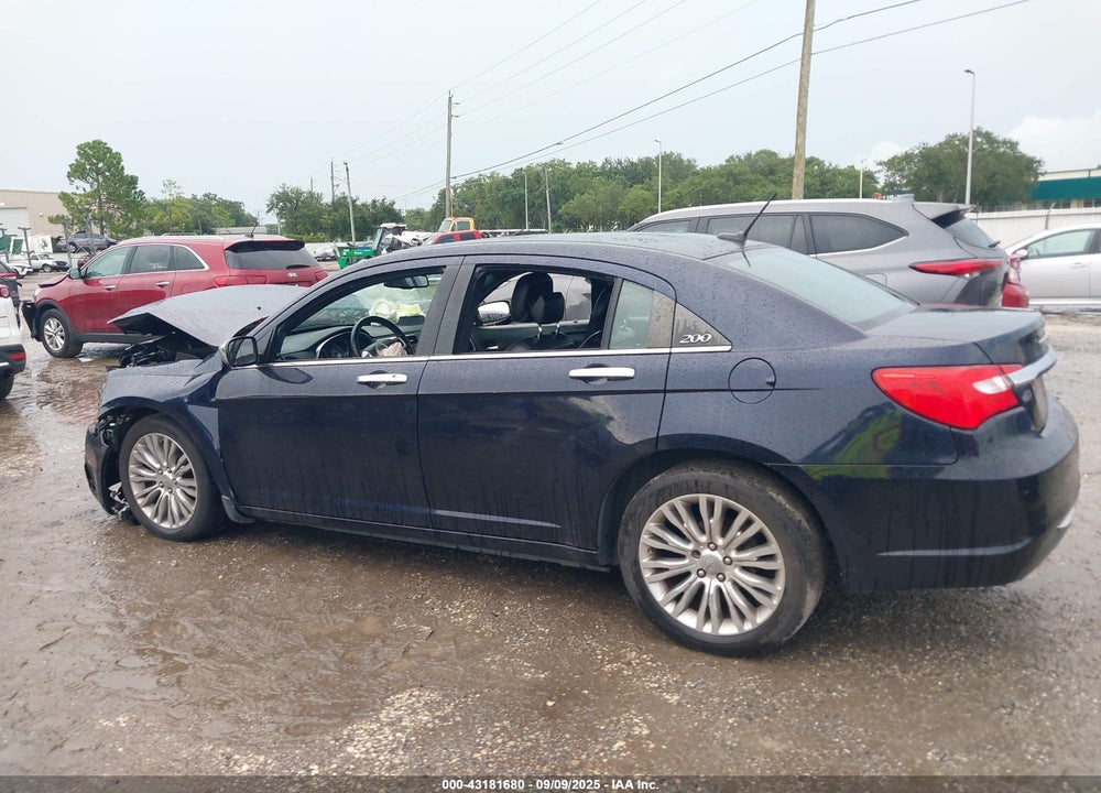2011 CHRYSLER 200 VIN: 1C3BC2FG7BN594547