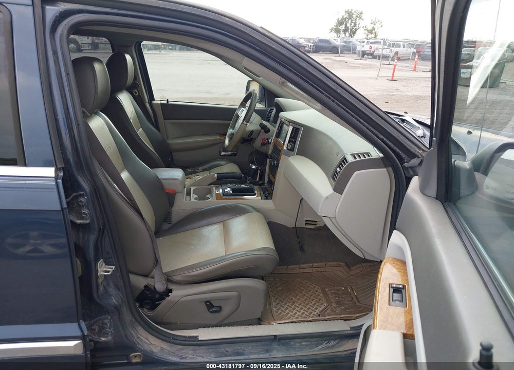 2008 JEEP GRAND CHEROKEE VIN: 1J8HR58N48C216054
