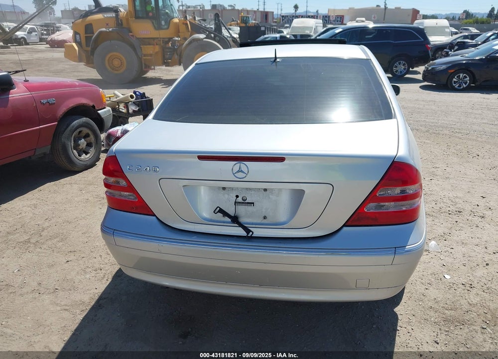2002 MERCEDES-BENZ C 240 VIN: WDBRF61J92F135508