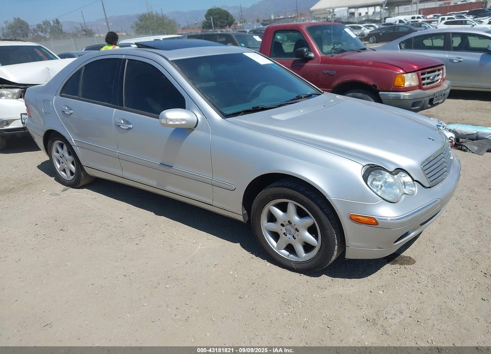 2002 MERCEDES-BENZ C 240 VIN: WDBRF61J92F135508
