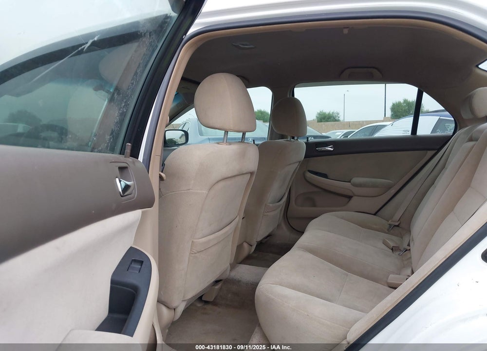 2007 HONDA ACCORD 2.4 LX VIN: 1HGCM56477A037951