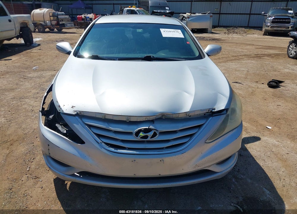 2011 HYUNDAI SONATA VIN: 5NPEB4ACXBH064696
