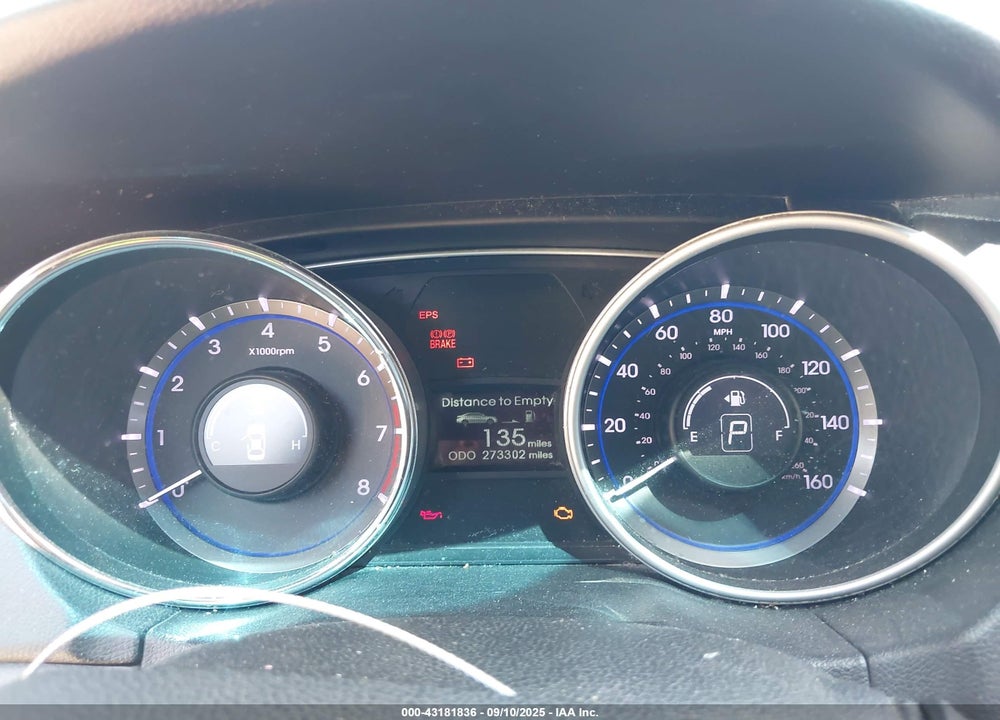 2011 HYUNDAI SONATA VIN: 5NPEB4ACXBH064696