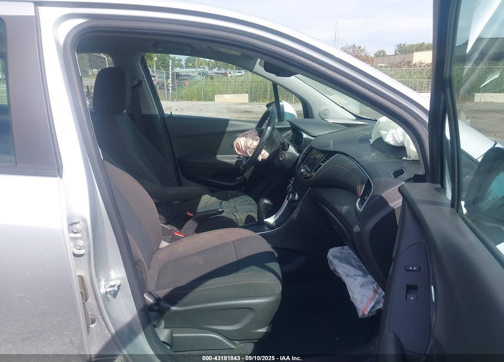 2018 CHEVROLET TRAX VIN: KL7CJNSBXJB731320