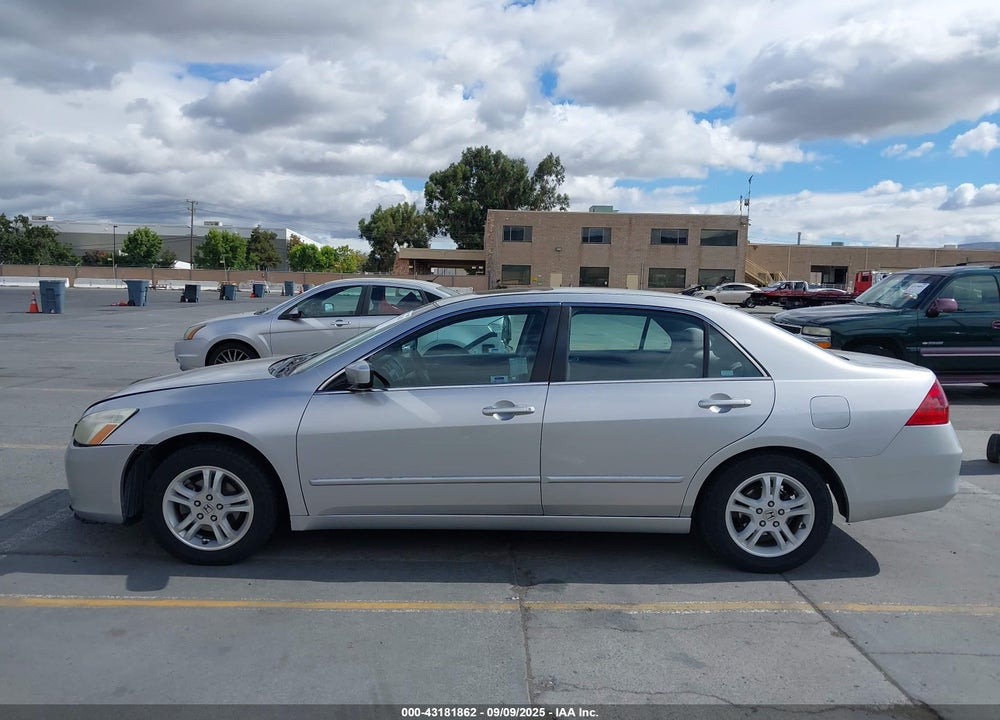 2007 HONDA ACCORD 2.4 EX VIN: 1HGCM557X7A210731