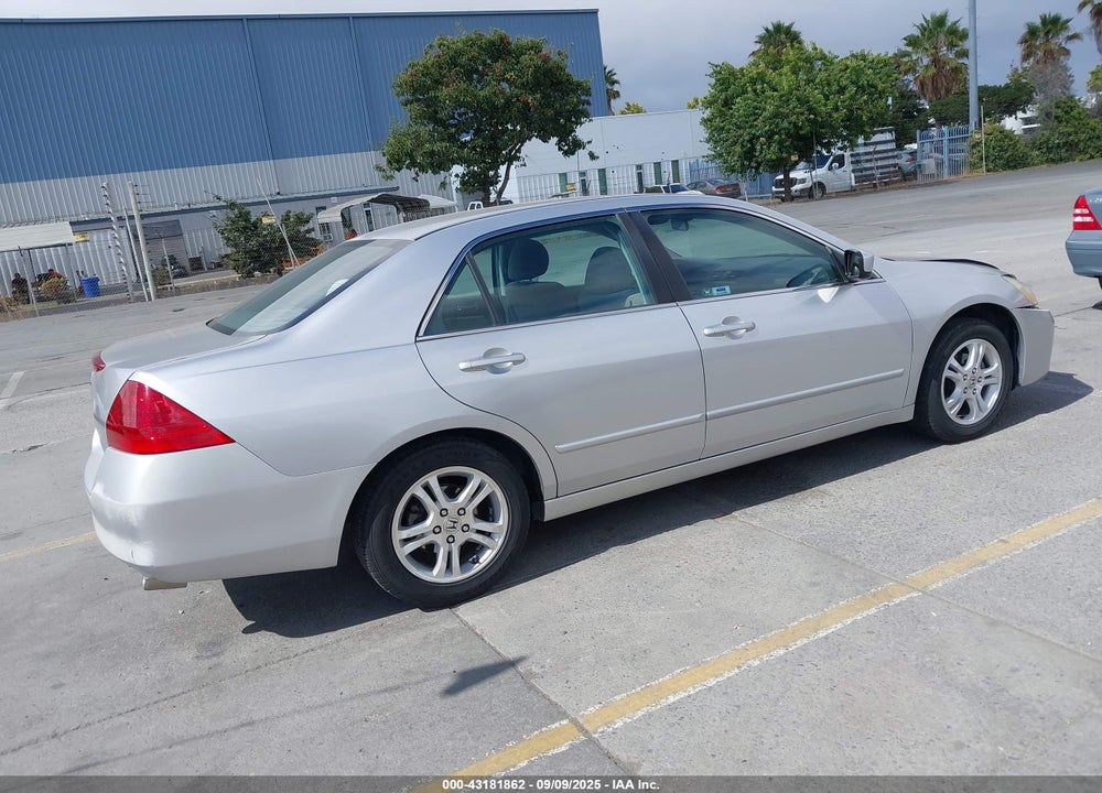 2007 HONDA ACCORD 2.4 EX VIN: 1HGCM557X7A210731