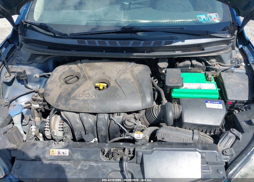 2016 HYUNDAI ELANTRA VIN: KMHDH4AE1GU587061