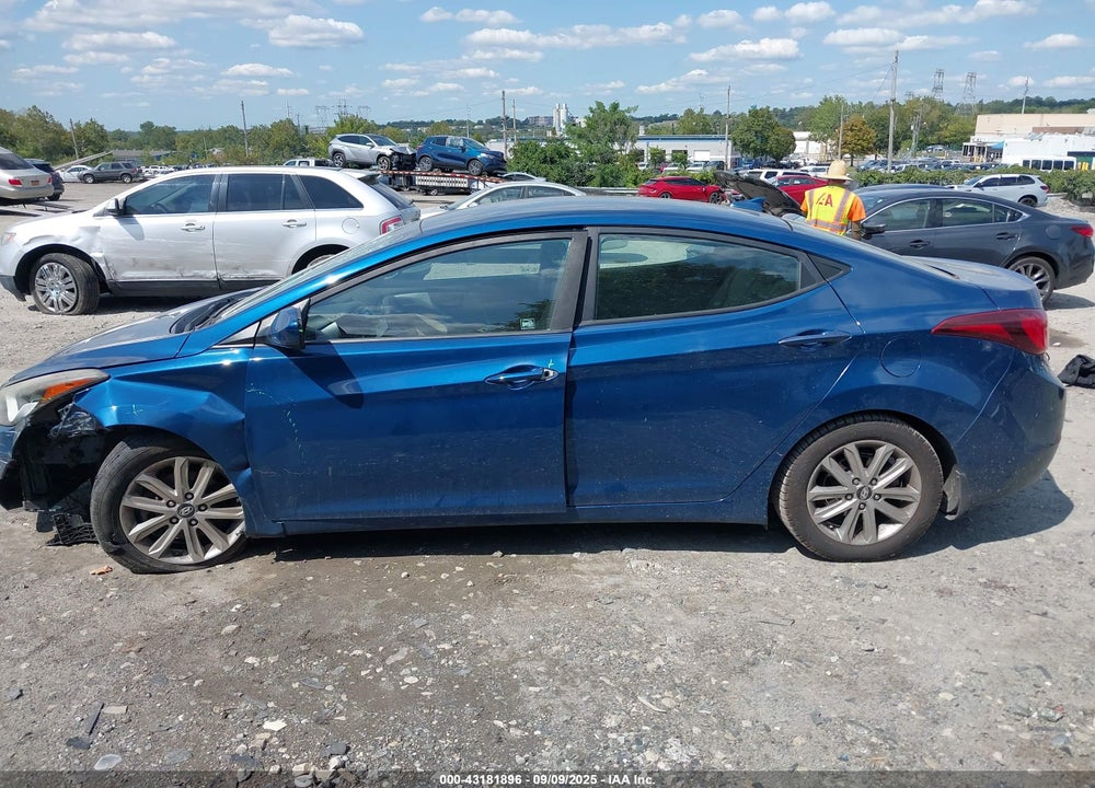 2016 HYUNDAI ELANTRA VIN: KMHDH4AE1GU587061
