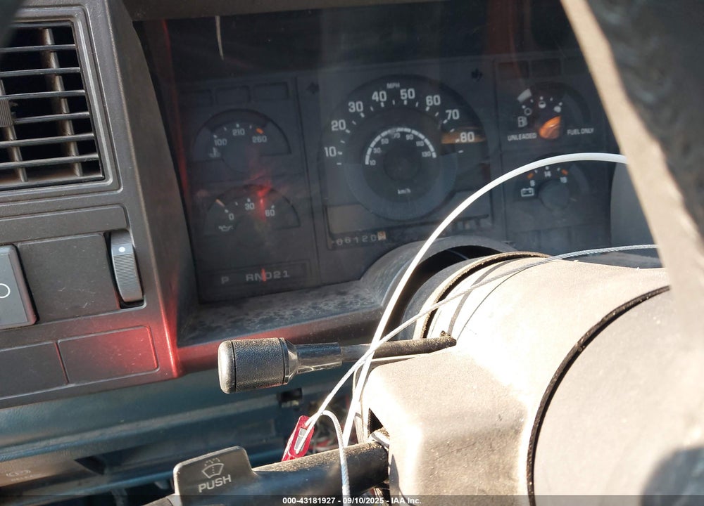 1990 CHEVROLET GMT-400 K2500 VIN: 2GCGK29KXL1188415