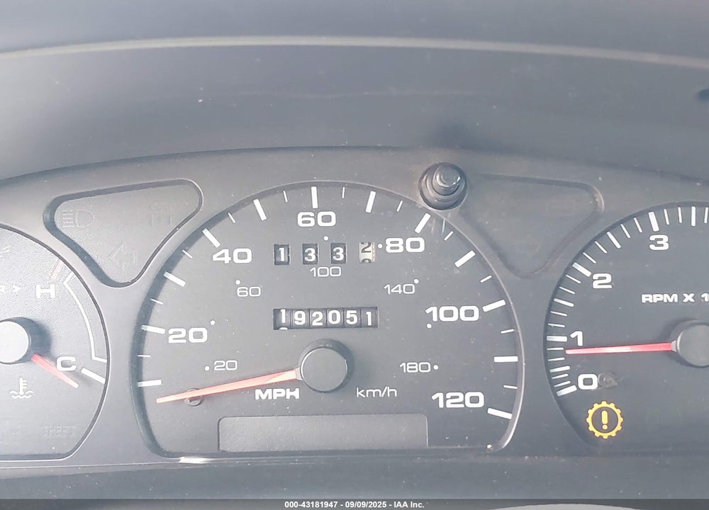 2000 FORD TAURUS SES VIN: 1FAFP55S7YA167819