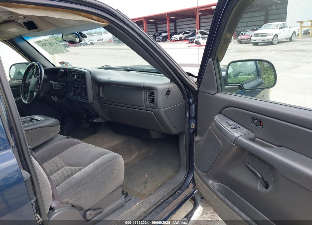 2005 CHEVROLET SILVERADO 1500 Z71 VIN: 2GCEK19BX51323204