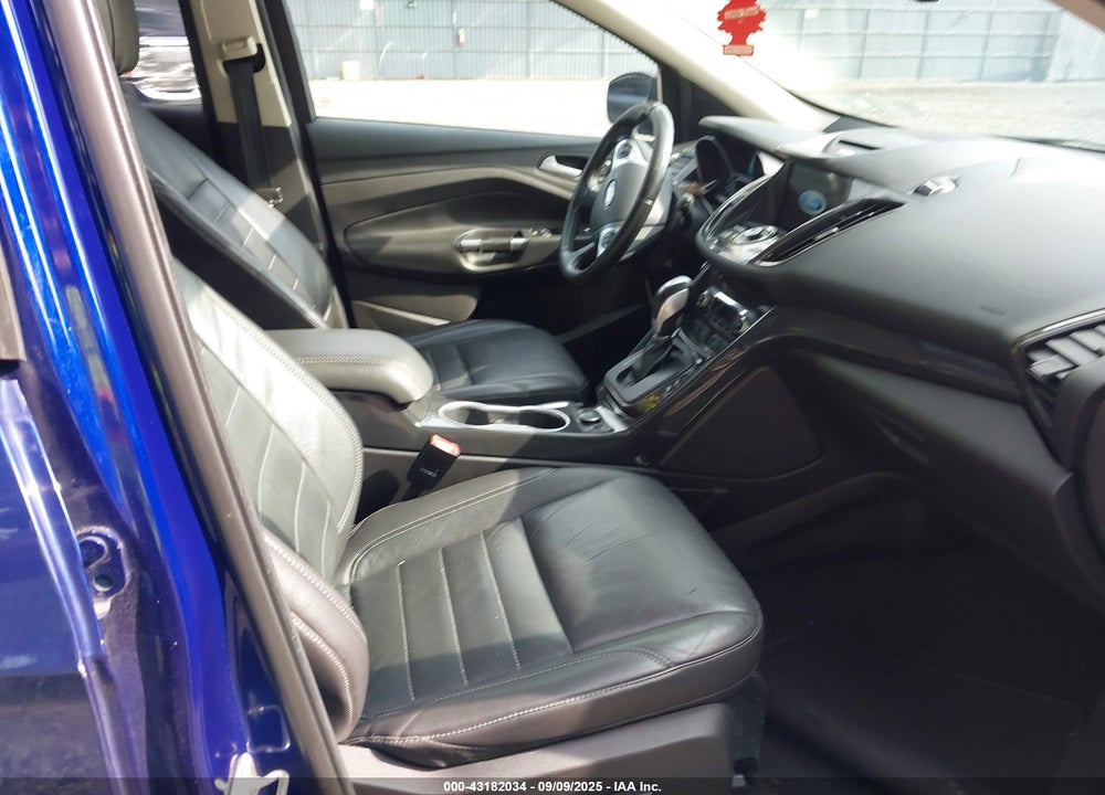 2016 FORD ESCAPE VIN: 1FMCU9J90GUC64305