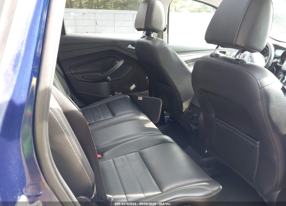 2016 FORD ESCAPE VIN: 1FMCU9J90GUC64305