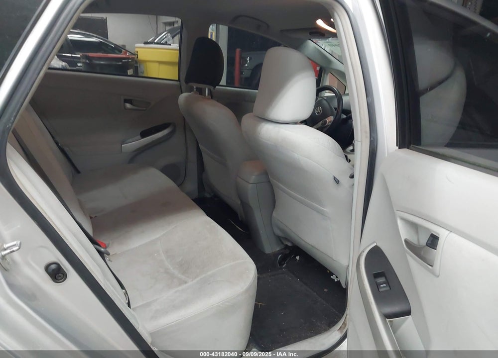 2015 TOYOTA PRIUS VIN: JTDKN3DU5F0482000