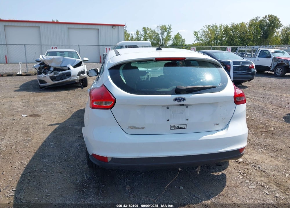 2016 FORD FOCUS VIN: 1FADP3K23GL277219