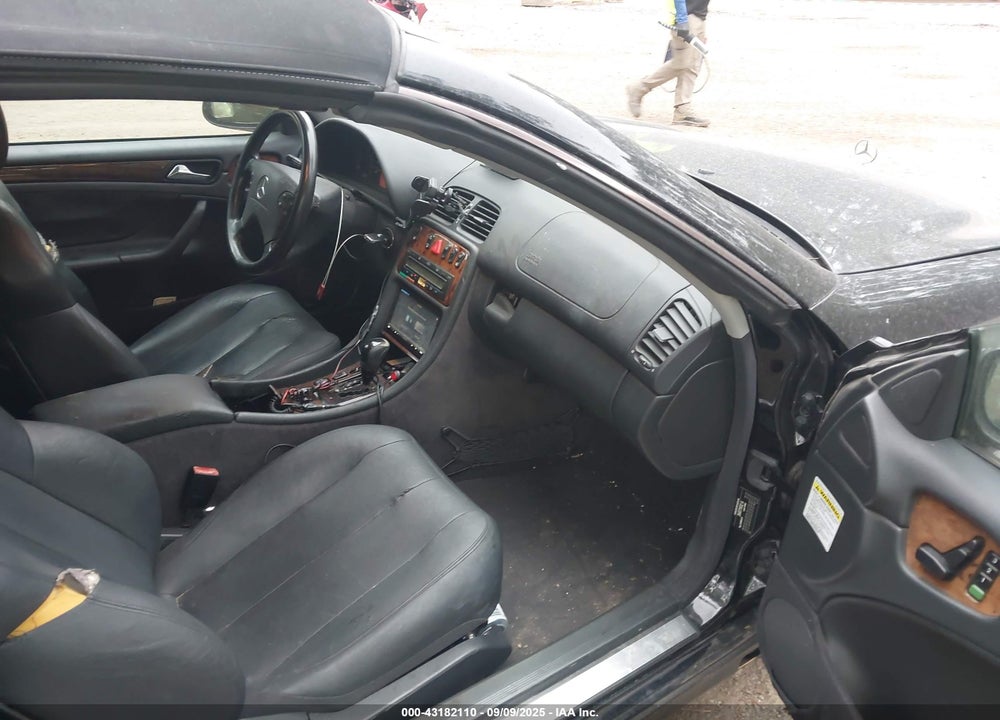 2003 MERCEDES-BENZ CLK 320 VIN: WDBLK65G53T136724