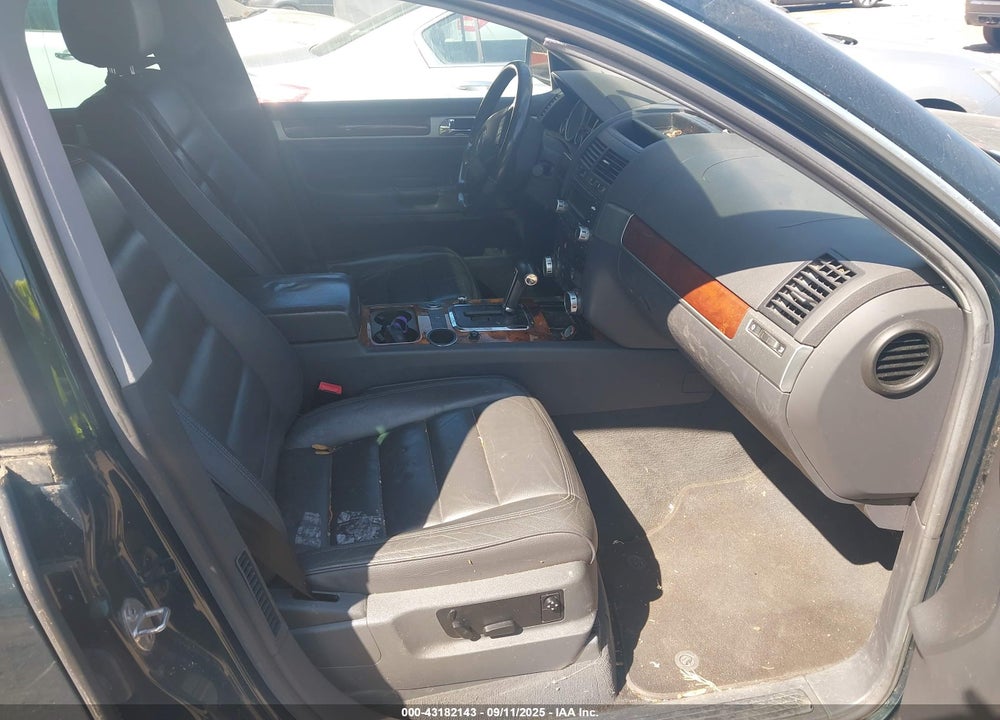 2006 VOLKSWAGEN TOUAREG VIN: WVGZG77L76D020027