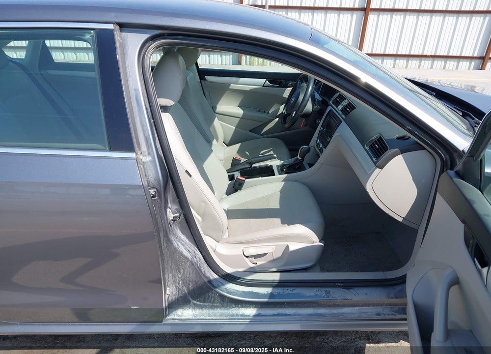 2012 VOLKSWAGEN PASSAT VIN: 1VWBH7A32CC086673