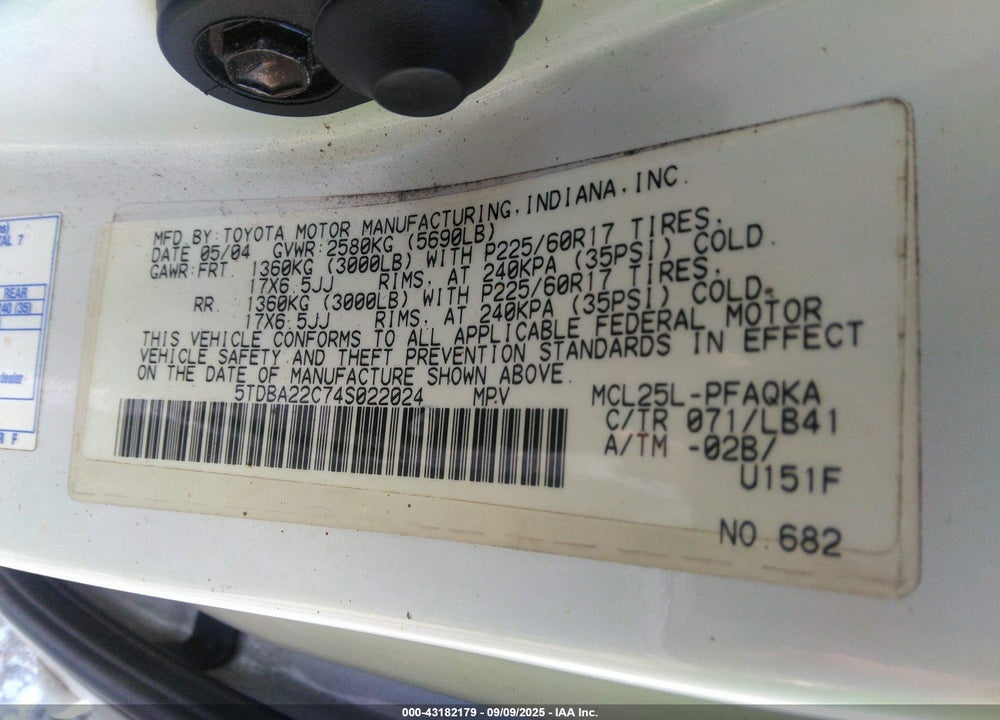 2004 TOYOTA SIENNA XLE LIMITED VIN: 5TDBA22C74S022024