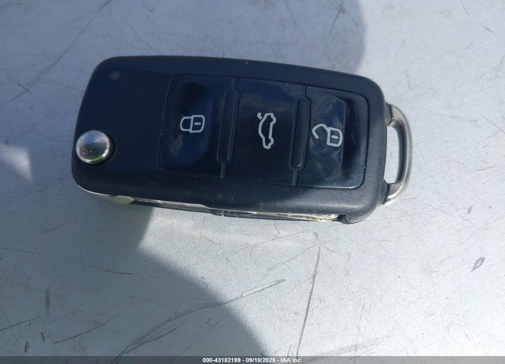 2017 VOLKSWAGEN JETTA VIN: 3VWDB7AJ6HM345714