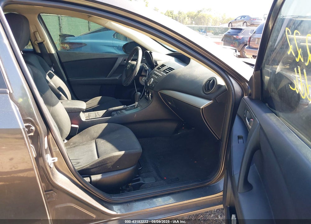 2011 MAZDA 3 I TOURING VIN: JM1BL1VG0B1399534