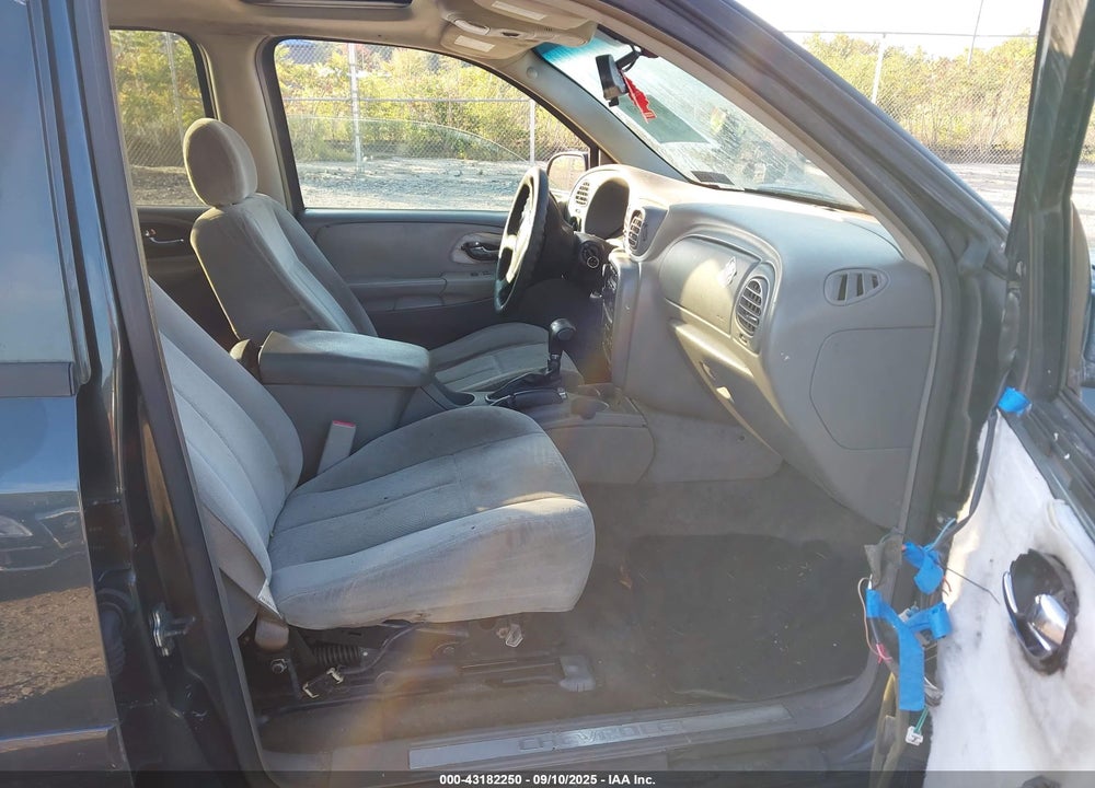 2006 CHEVROLET TRAILBLAZER VIN: 1GNDS13S262312565