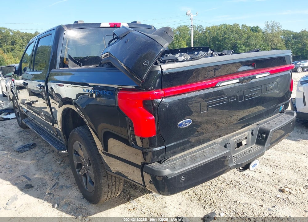 2022 FORD F-150 LIGHTNING LARIAT VIN: 1FTVW1EV5NWG09037