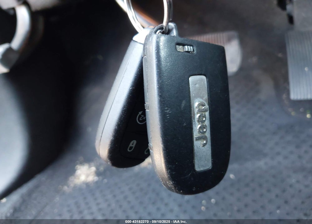 2014 JEEP GRAND CHEROKEE VIN: 1C4RJFJG6EC219148