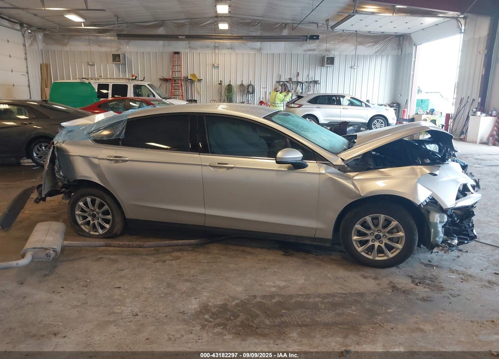2015 FORD FUSION VIN: 3FA6P0G79FR117616