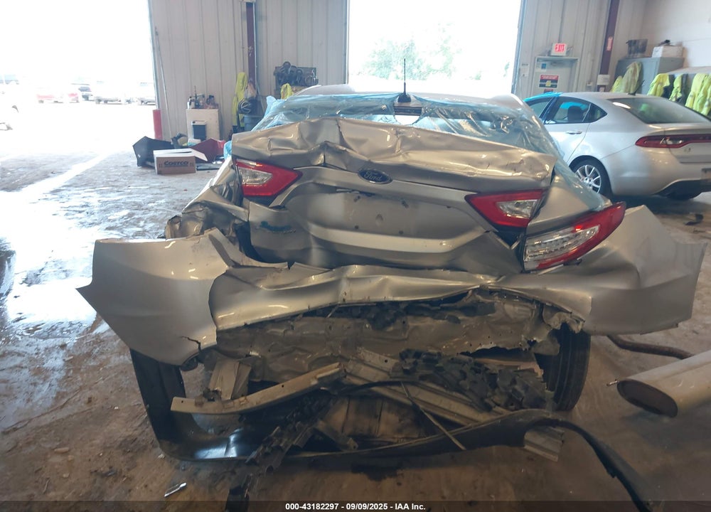 2015 FORD FUSION VIN: 3FA6P0G79FR117616