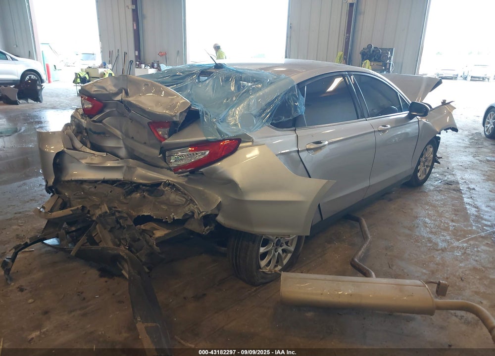 2015 FORD FUSION VIN: 3FA6P0G79FR117616
