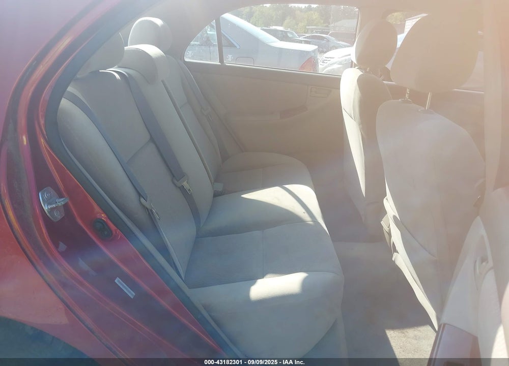2008 TOYOTA COROLLA LE VIN: 1NXBR32E48Z023032