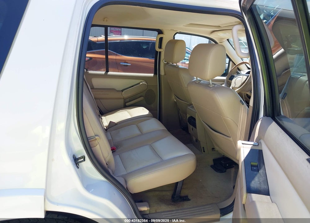 2008 FORD EXPLORER VIN: 1FMEU63E18UA42861
